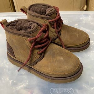 Boys UGG Boots size 13 Neumel II Waterproof Suede